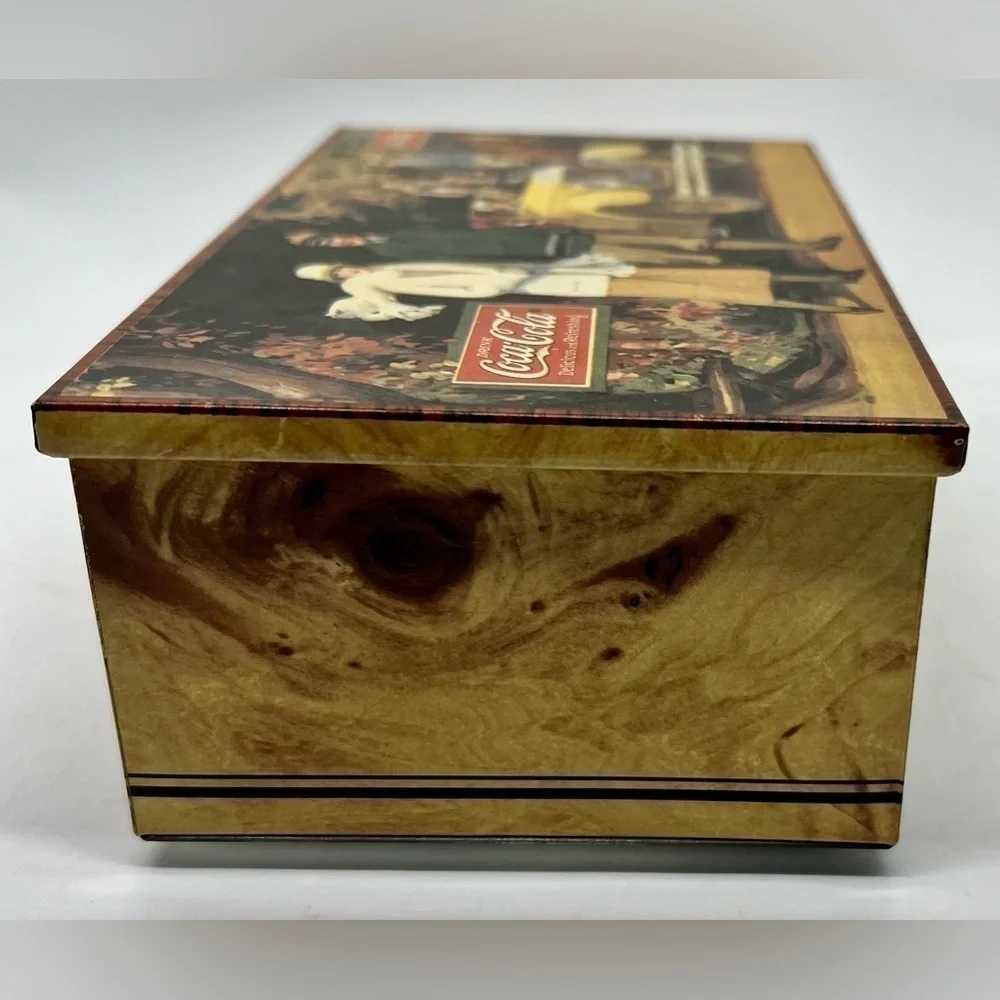 Coca-Cola Soda Coke Retro 1989 Collectible Gift Tin Box Container